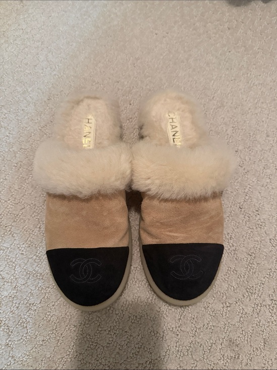 CHANEL Shoes - CHANEL Beige Suede Shearling Mules with Black Cap Toe